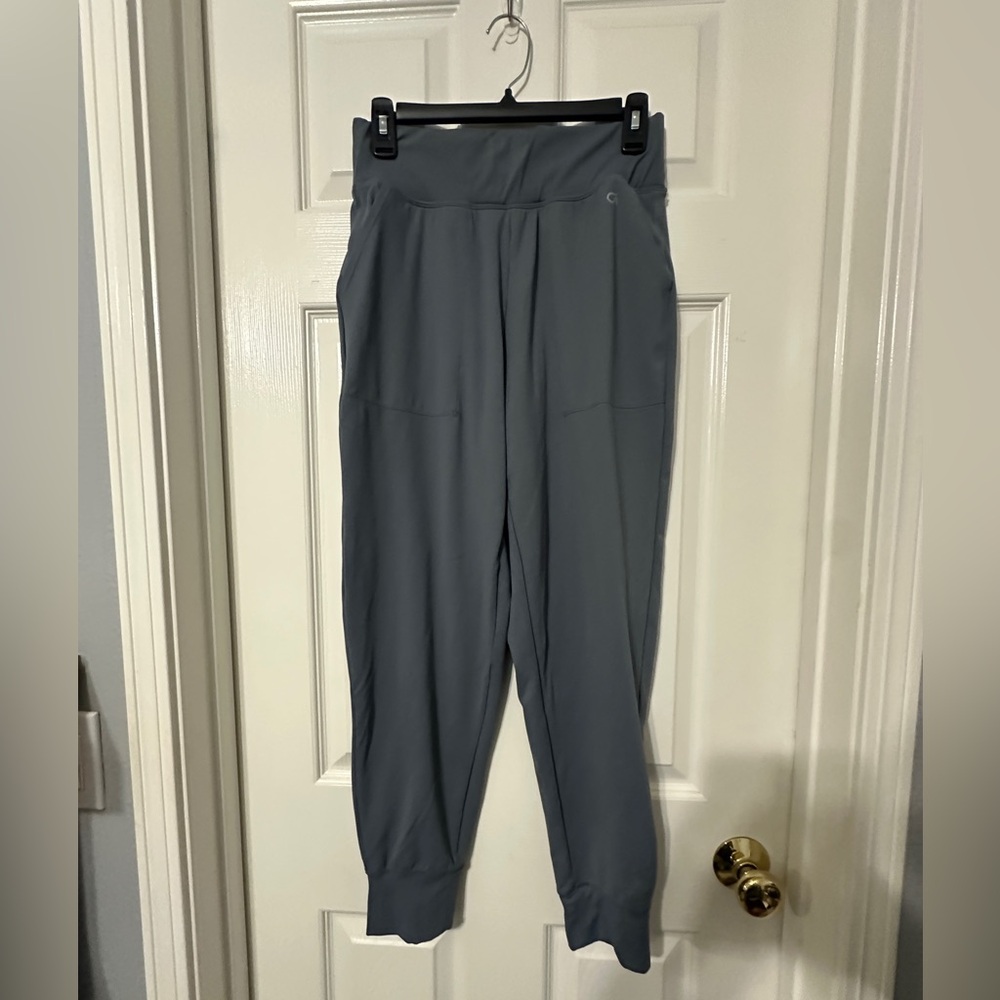 Gap Fit Studio High Rise Jogger